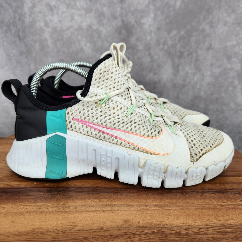 Nike Free Metcon 3 Sneakers Mens 9 Flash Crimson Aqua Shoes Trainers CJ0861-120